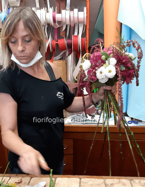 Scrivi l'importo concordato con il fiorista.